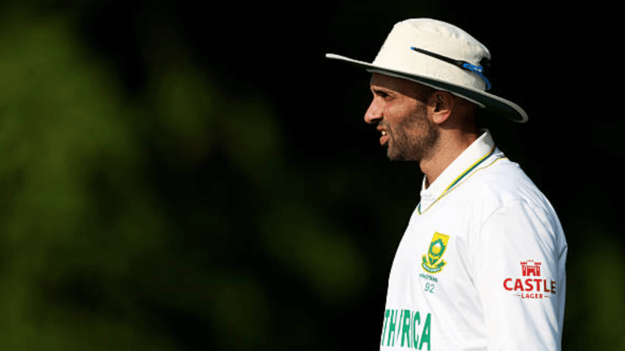 Keshav Maharaj shines with 7-wicket spell as Pakistan-South Africa 2nd Test hangs in the balance