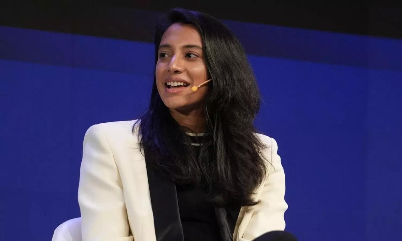 Smriti Mandhana clears her Instagram after Shrinivas Mandhana’s hospital scare and Palash Muchhal’s sudden health concerns