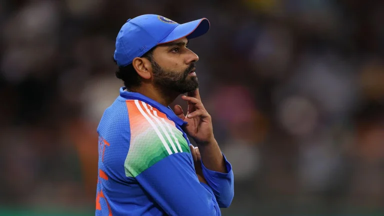 Rohit Sharma Takes Charge Mid-Game and Forces Washington Sundar to Adjust