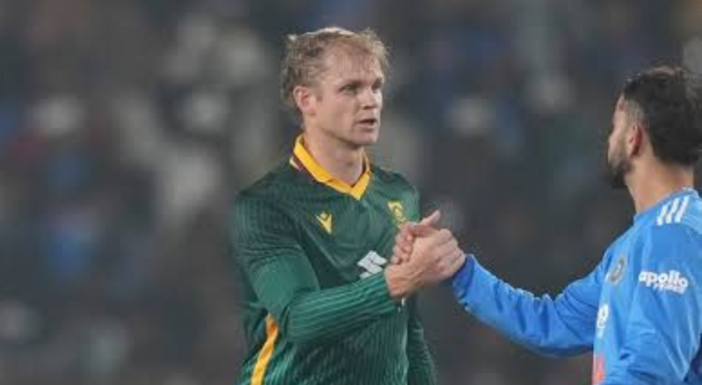 IND vs SA: Virat Kohli and Ruturaj Gaikwad centuries go in vain as South Africa chase 358 to make series 1-1 against India